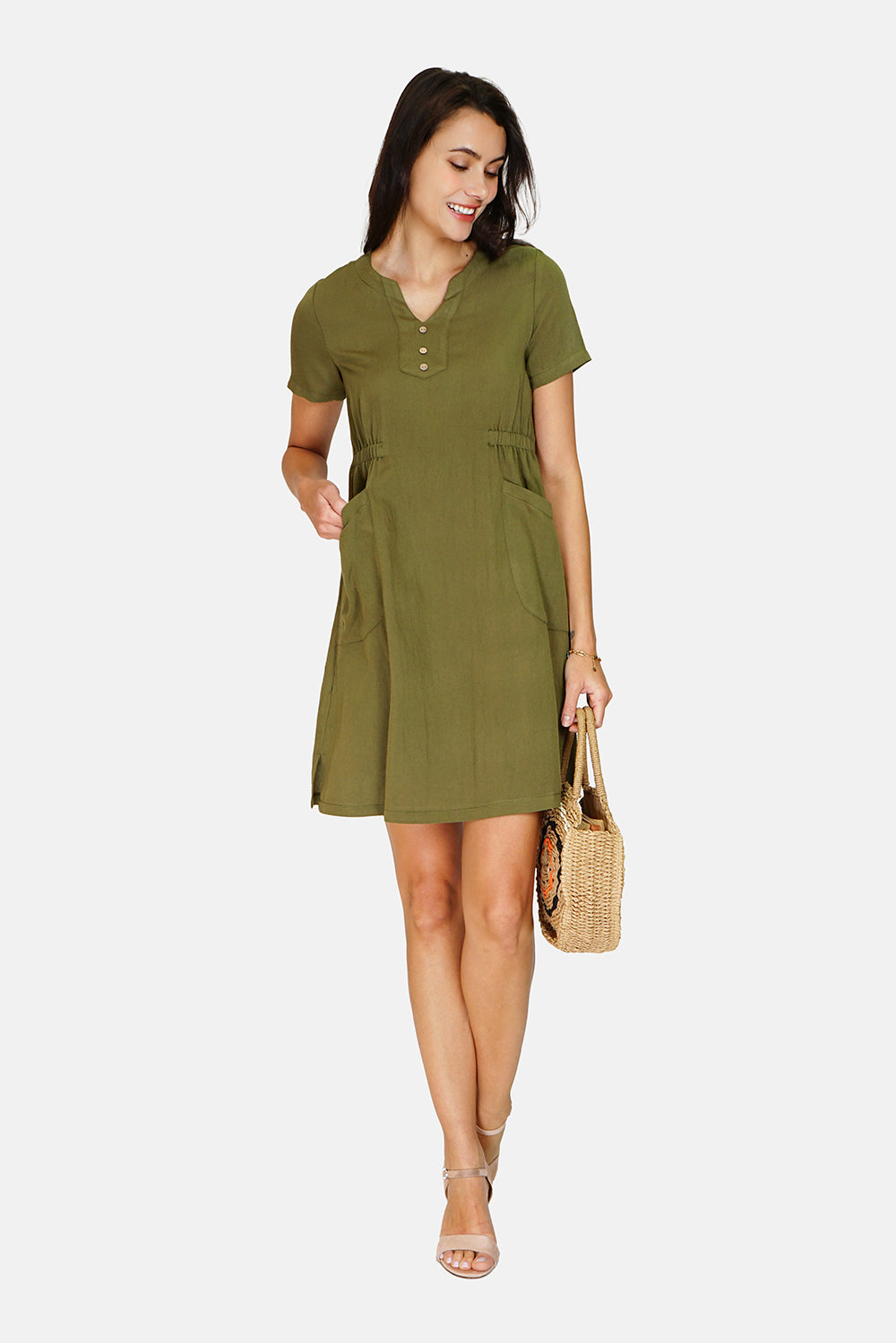 Dress with Tunisian collar, front buttons and pockets, short sleeves