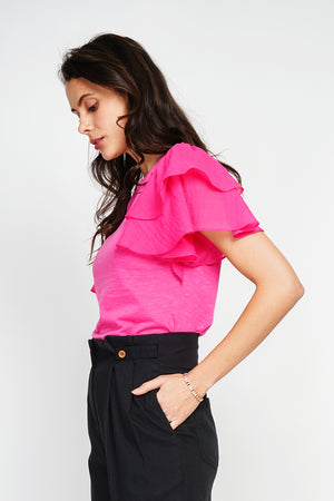 Round neck top with ruffle on the sleeves