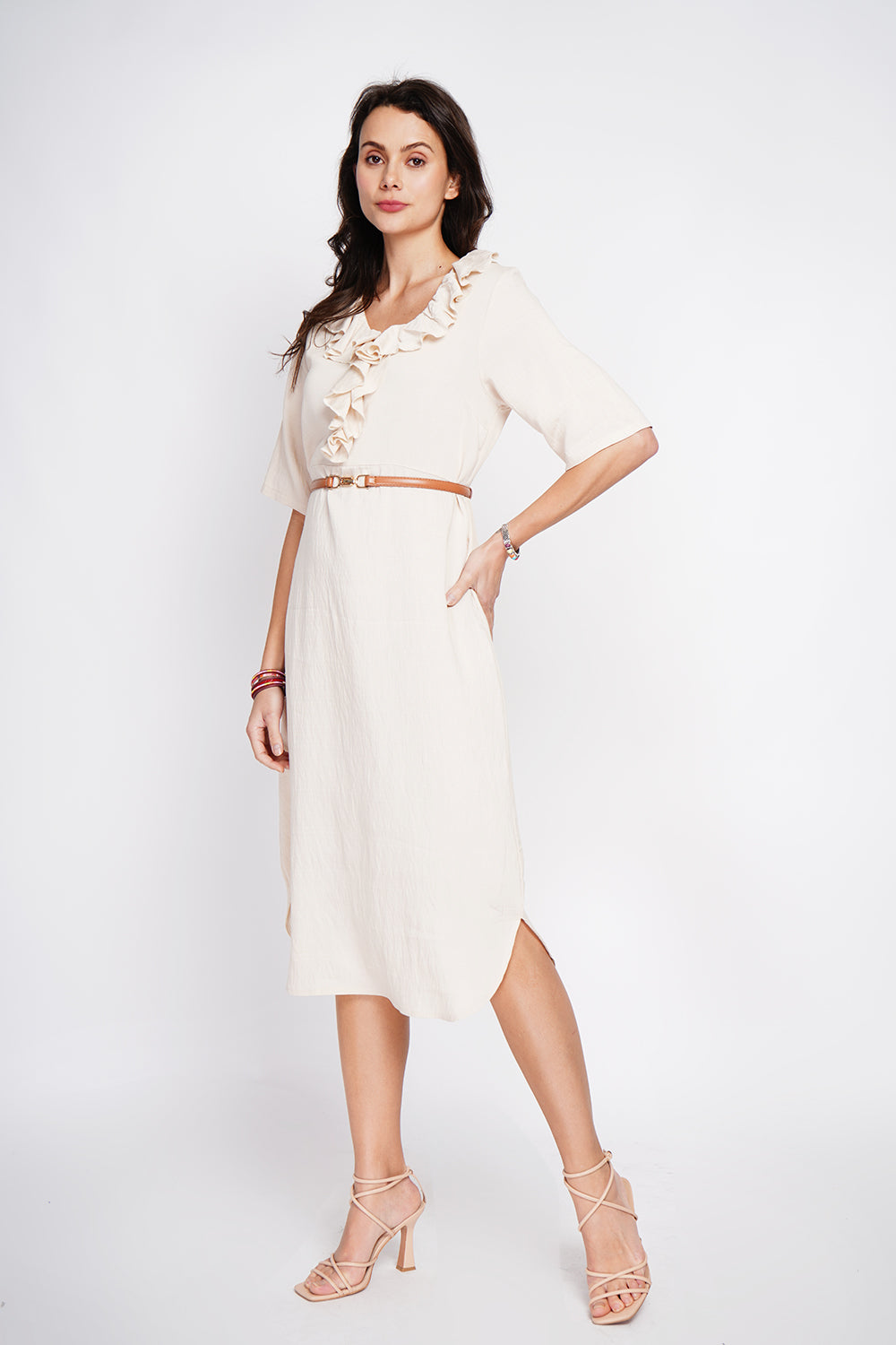 Long V-neck dress with ruffle in front and 3/4 sleeves