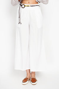 High waisted wide leg pants with pockets and fancy belt