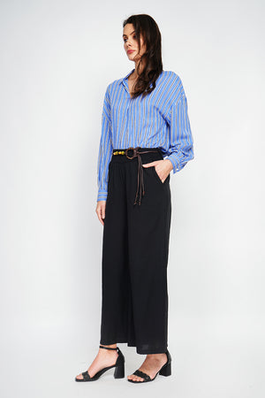 High waisted wide leg pants with pockets and fancy belt