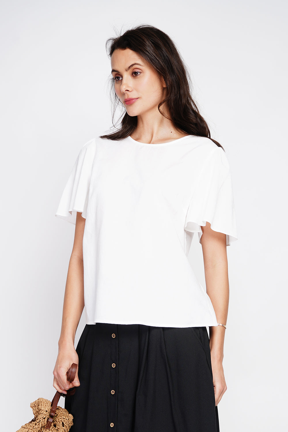 Round neck top with back slit and button closure and short sleeves