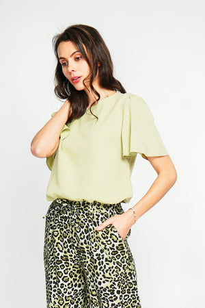 Round neck top with back slit and button closure and short sleeves