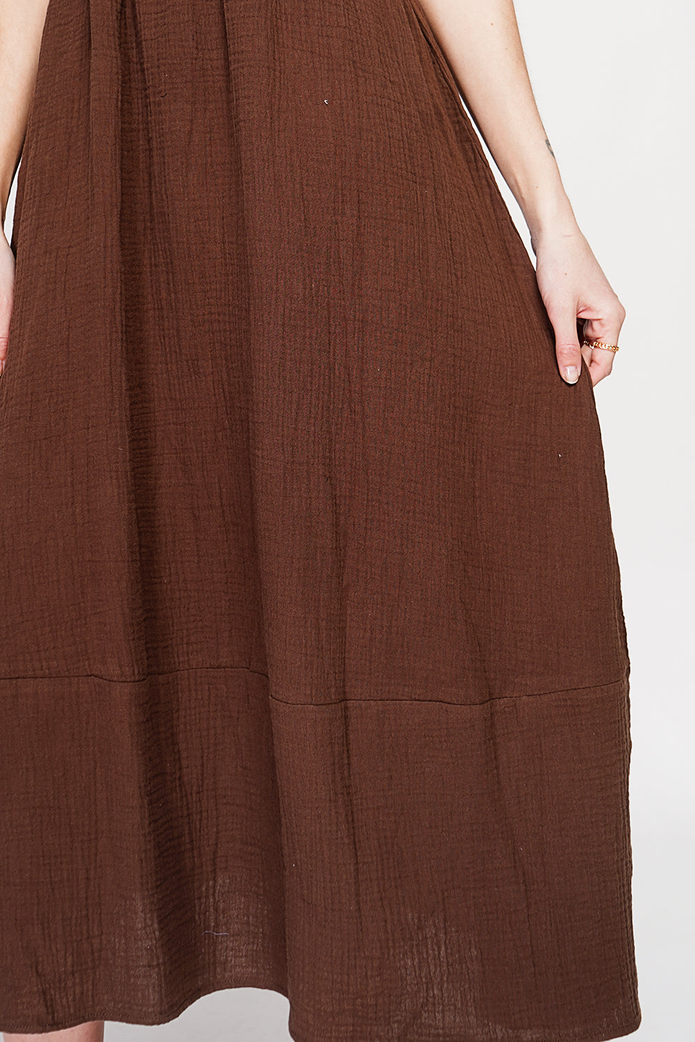 Robe longue d'été à bretelles réglables – Cacao – Le Jardin du Lin