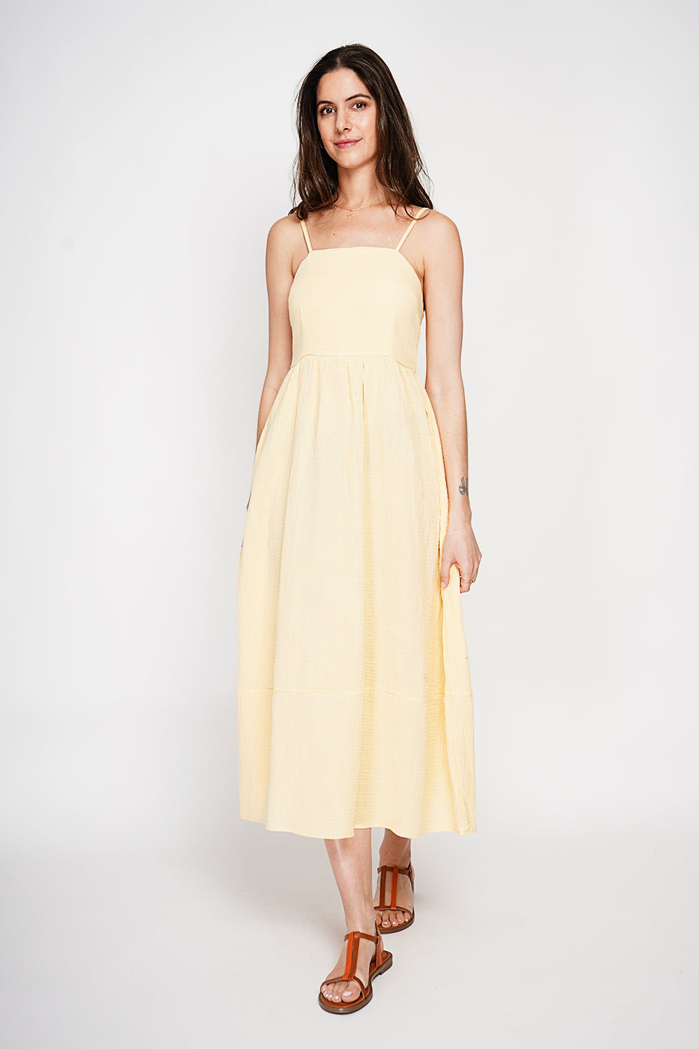 Robe longue d'été à bretelles réglables – Jaune – Le Jardin du Lin