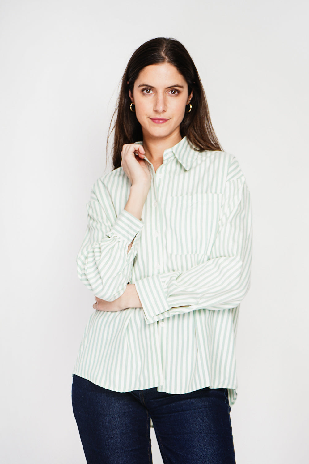 Chemise longue oversize poche poitrine, manches longues – Vert jade – Le Jardin du Lin