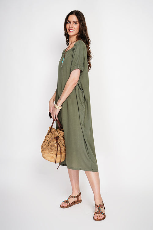 Boat neck dress with front pockets and mid-length sleeves – Khaki – Le Jardin du Lin