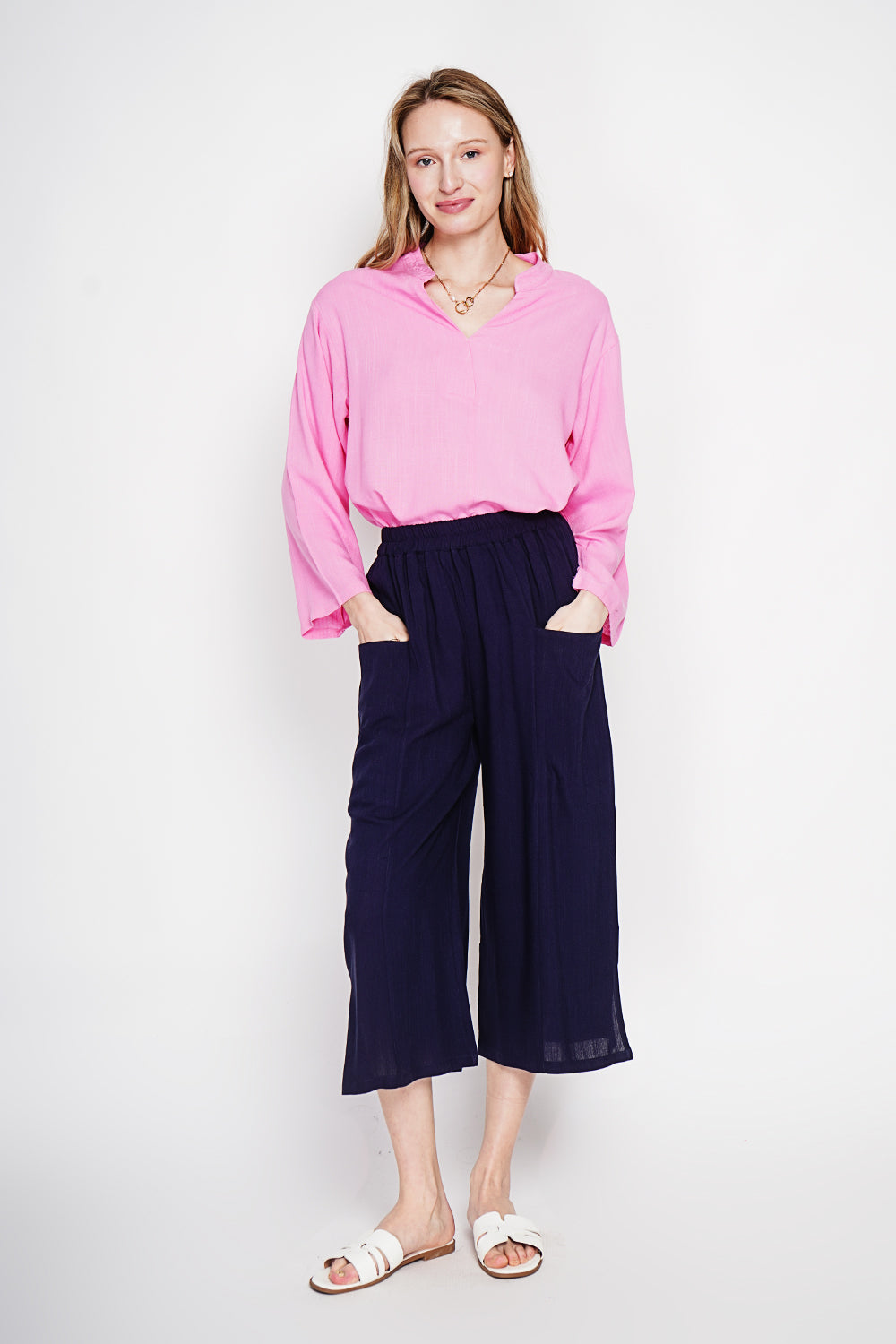 Blouse ample col V style polo, manches courtes – Fuchsia – Le Jardin du Lin
