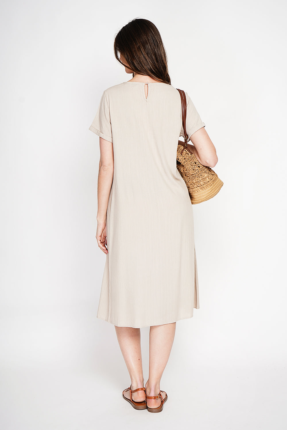 Robe découpe devant évasée à manches courtes – Lin – Le Jardin du Lin