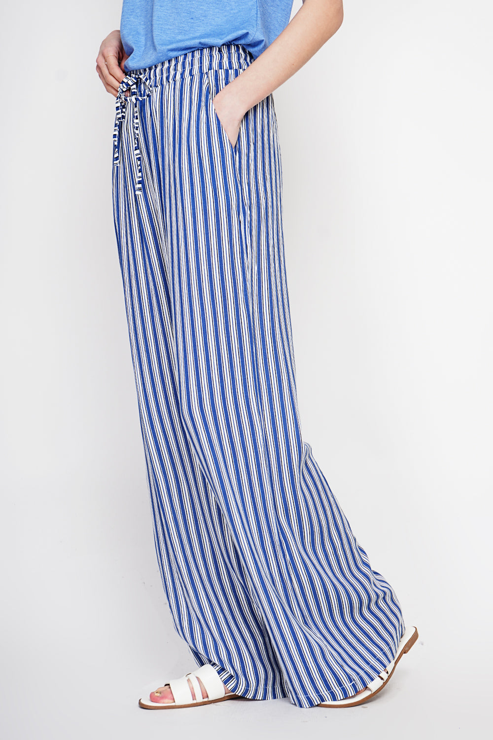 Pantalon rayé taille haute à cordon et poches – Bleu marine – Le Jardin du Lin