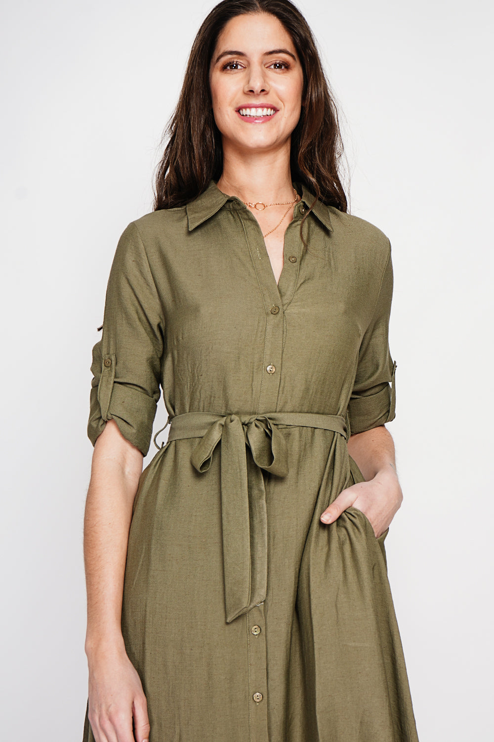 Robe chemise boutonnée devant à manches longues avec ceinture – Kaki – Le Jardin du Lin