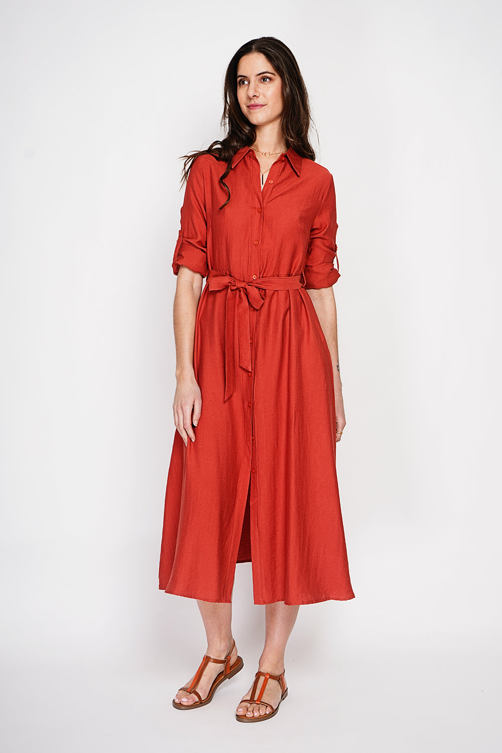 Robe chemise boutonnée devant à manches longues avec ceinture – Rooibos – Le Jardin du Lin