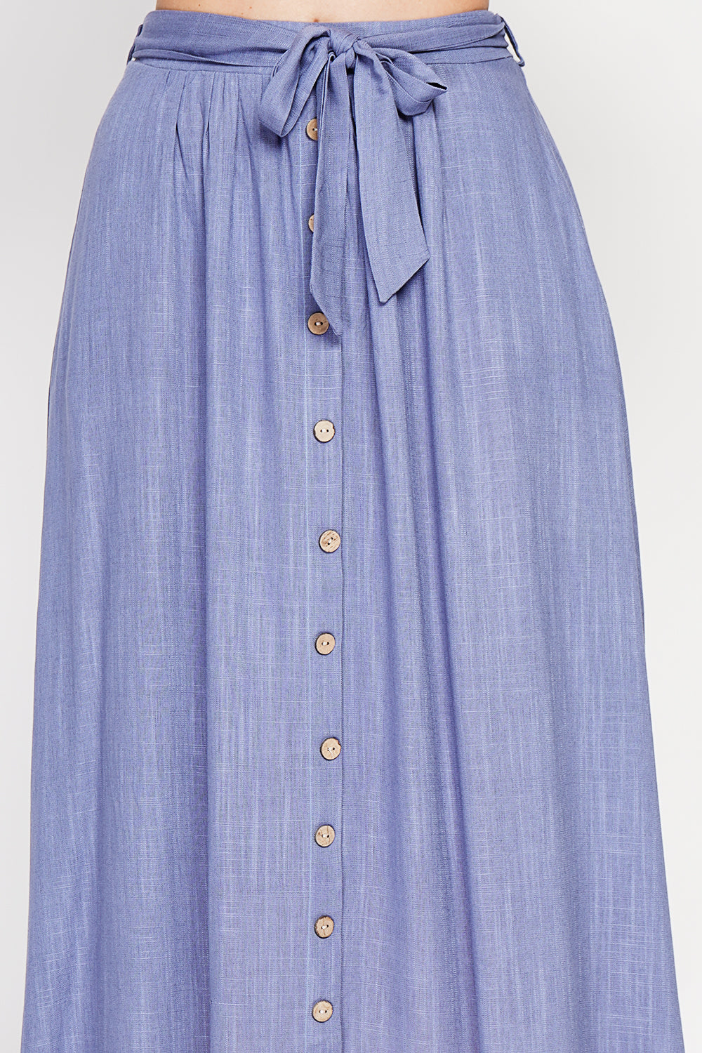 Jupe longue évasée boutonnée devant, poches latérales – Bleu jean – Le Jardin du Lin