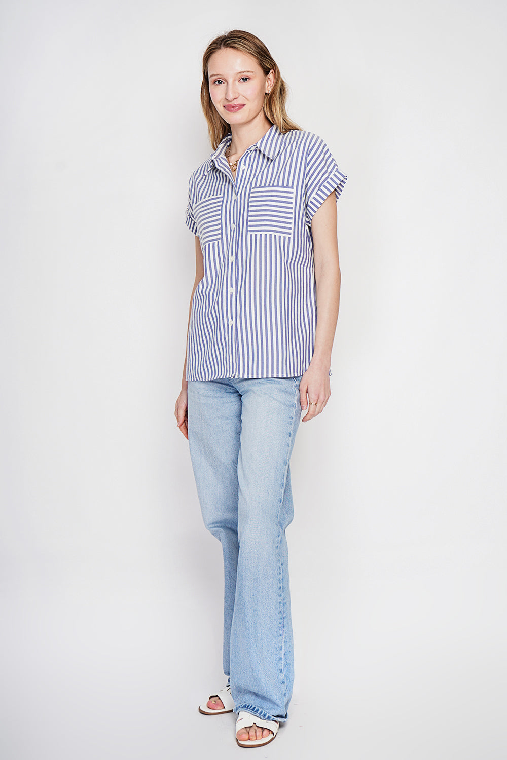 Chemise rayée boutonnée, manches courtes – Bleu ciel – Le Jardin du Lin