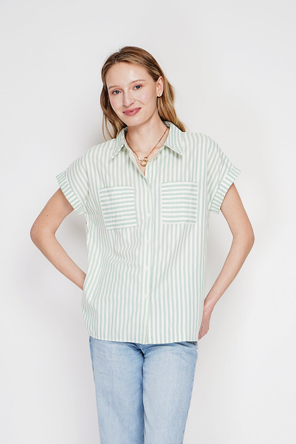 Chemise rayée boutonnée, manches courtes – Vert jade – Le Jardin du Lin