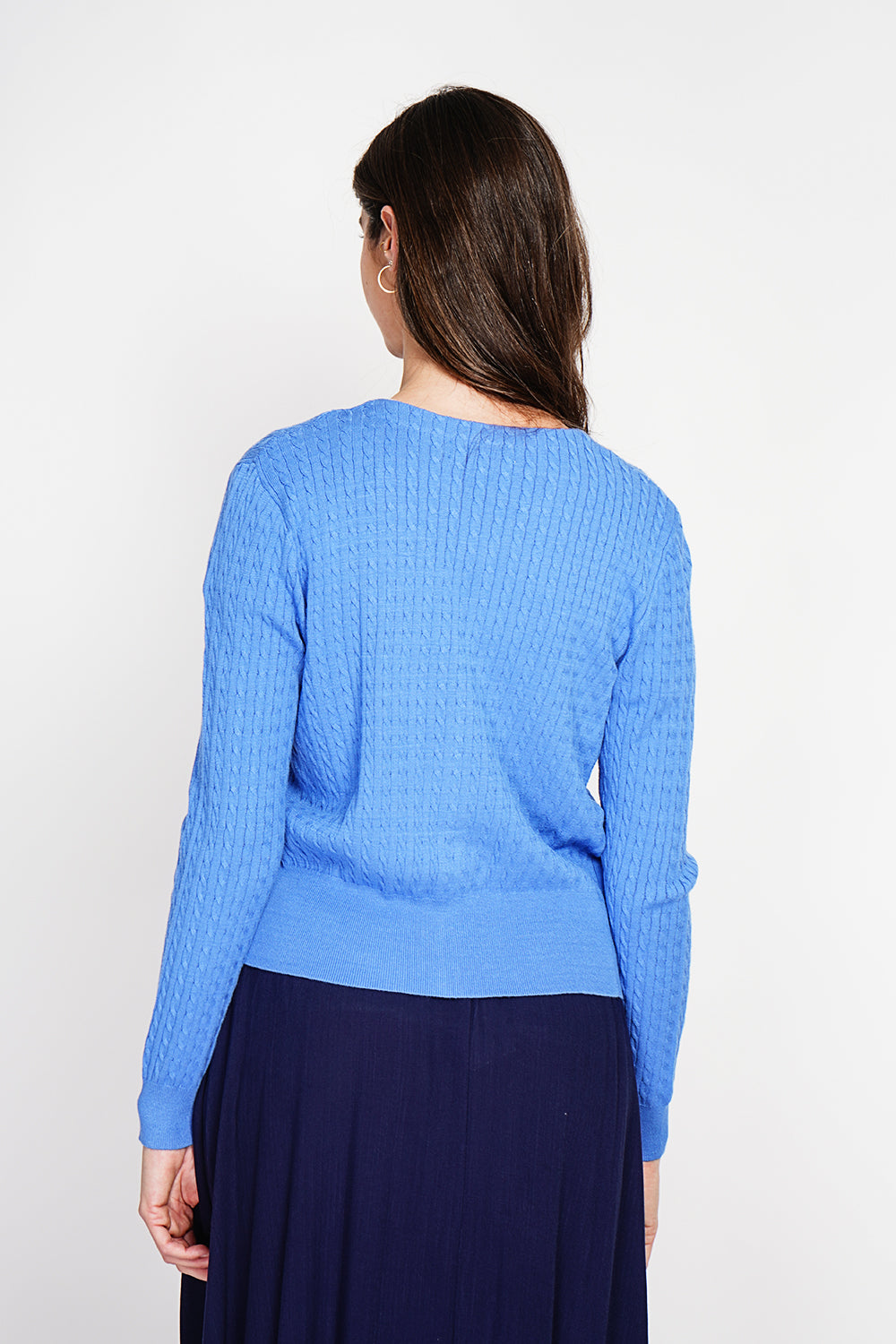 Gilet col V boutonné torsadé, manches longues – Bleu azur – Le Jardin du Lin