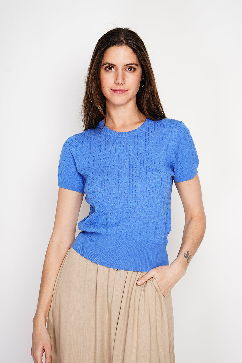 Pull col rond torsadé, manches courtes – Bleu azur – Le Jardin du Lin