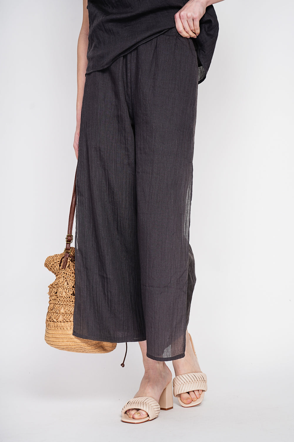 Pantalon taille haute style portefeuille – Noir – Le Jardin du Lin