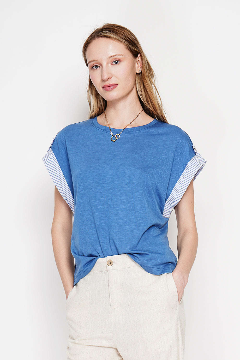 T-shirt col rond oversize, manches courtes – Bleu jean – Le Jardin du Lin