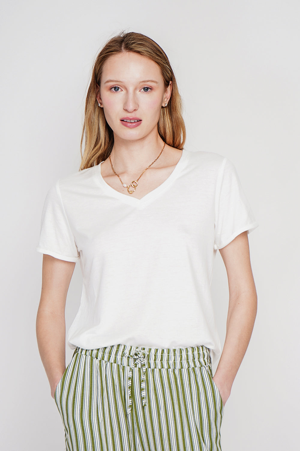 T-shirt col V manches courtes – Blanc – Le Jardin du Lin