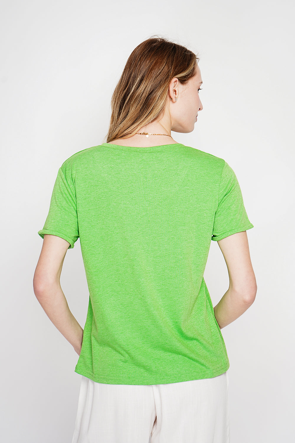 T-shirt col V manches courtes – Vert émeraude – Le Jardin du Lin