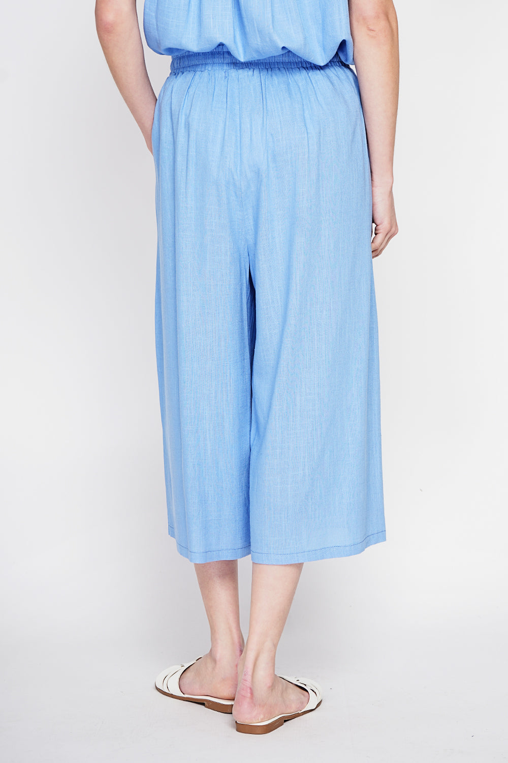 Pantalon coupe jupe, poches latérales, boutonné sur les côtés – Bleu azur – Le Jardin du Lin