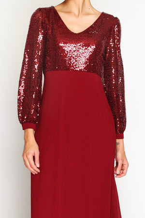 V-neck trapeze dress with slightly balloon-length sleeves with sequins