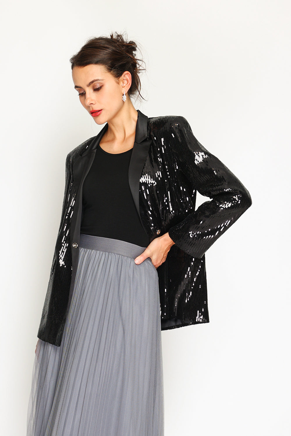 Veste cintrée à sequins poches à rabat – Noir – Assuili