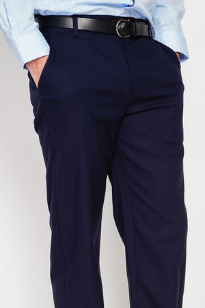 Classic cut pants 2 side pockets, 2 back pockets