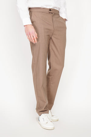 Classic cut pants 2 side pockets, 2 back pockets