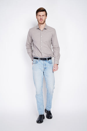 Slim fit shirt with Italian collar and two-button broken cuff