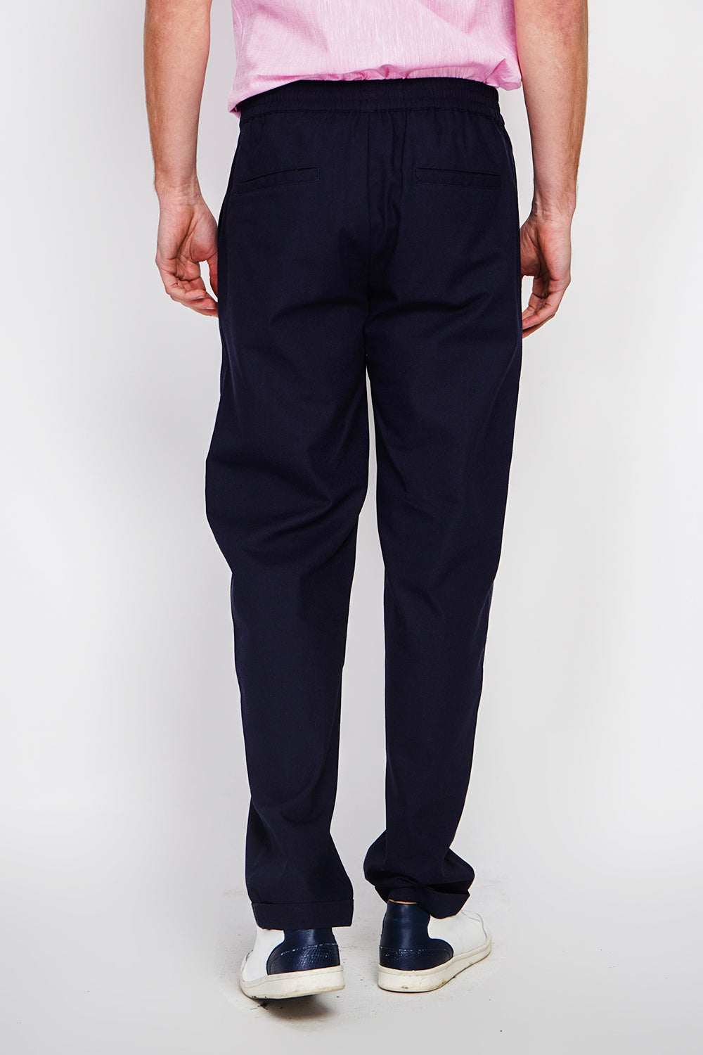 Semi-slim striped pants, Elasticated waistband, 2 side pockets on the front, 2 back pockets