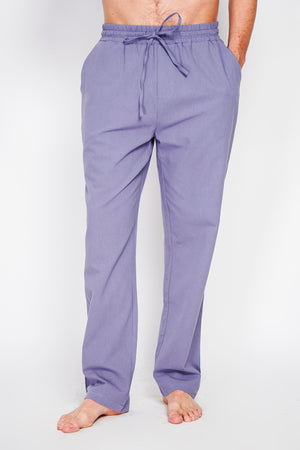 Straight cut pants, elasticated waistband with drawstring, 2 side front pockets,