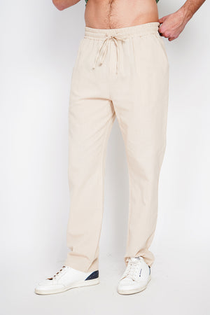 Straight cut pants, elasticated waistband with drawstring, 2 side front pockets,