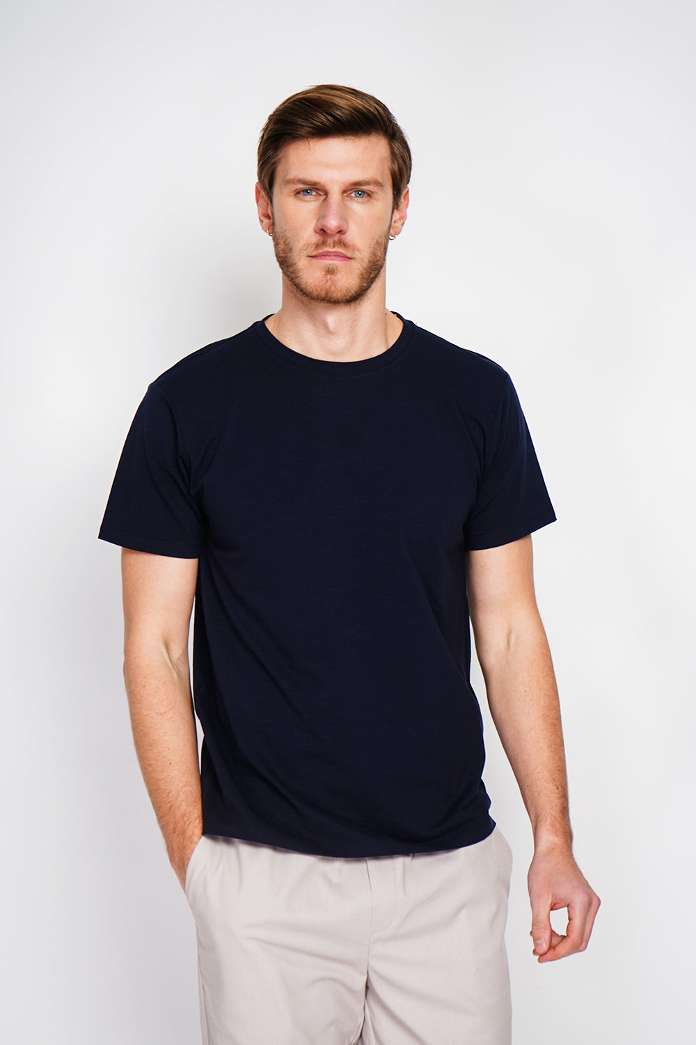 Round neck short sleeve t-shirt