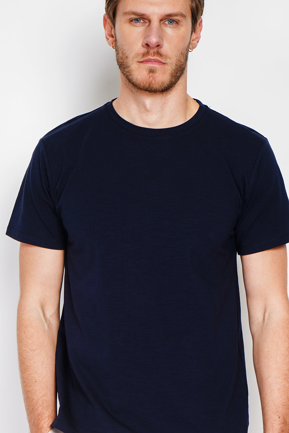 Round neck short sleeve t-shirt