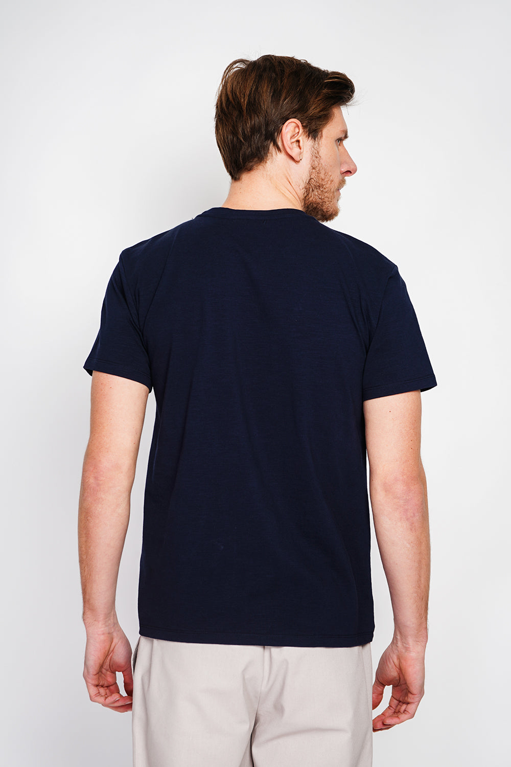 Round neck short sleeve t-shirt