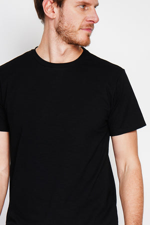 Round neck short sleeve t-shirt