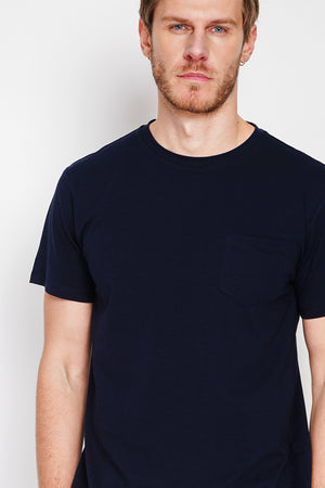 Round neck short sleeve t-shirt Patch pocket on the chest