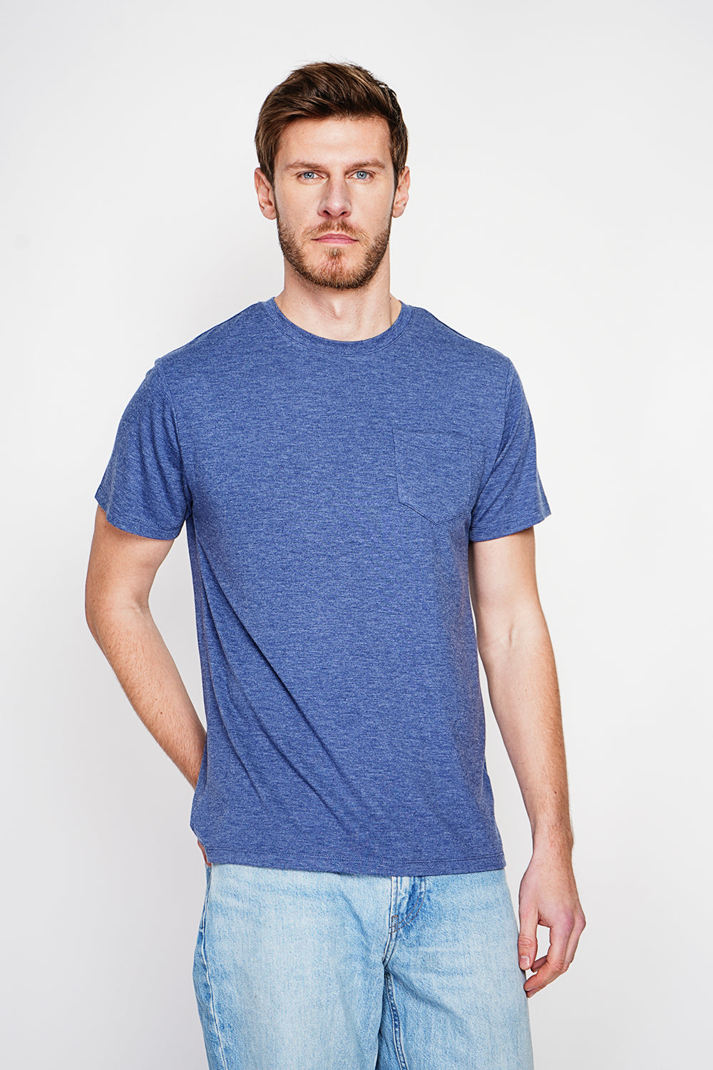 T-shirt col rond manches courtes, poche plaquée – Bleu marine – Secret du Lin
