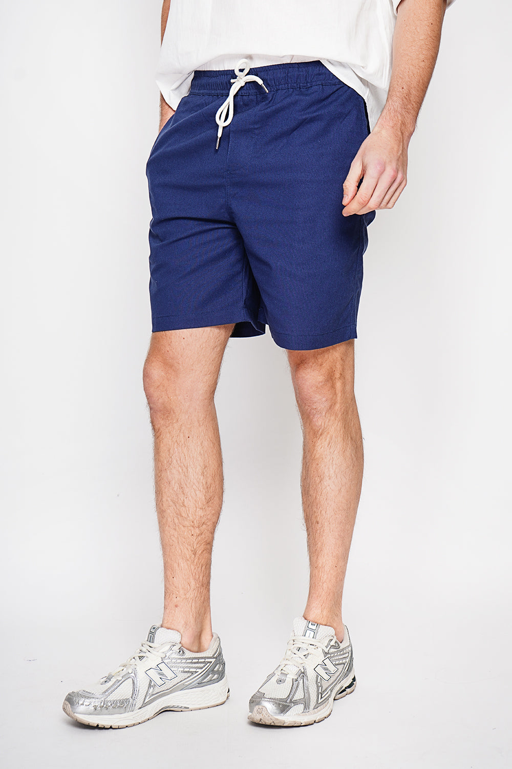 Bermuda shorts with elasticated waistband and drawstring, 2 side pockets on the front, 2 back pockets – Navy – Secret du Lin