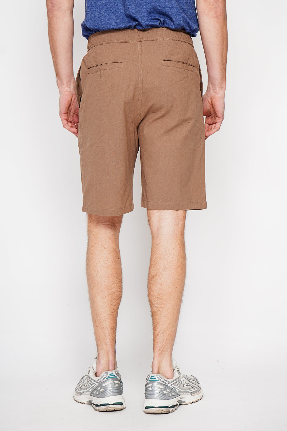 Bermuda shorts with elasticated waistband and drawstring, 2 side pockets on the front, 2 back pockets – Brown – Secret du Lin