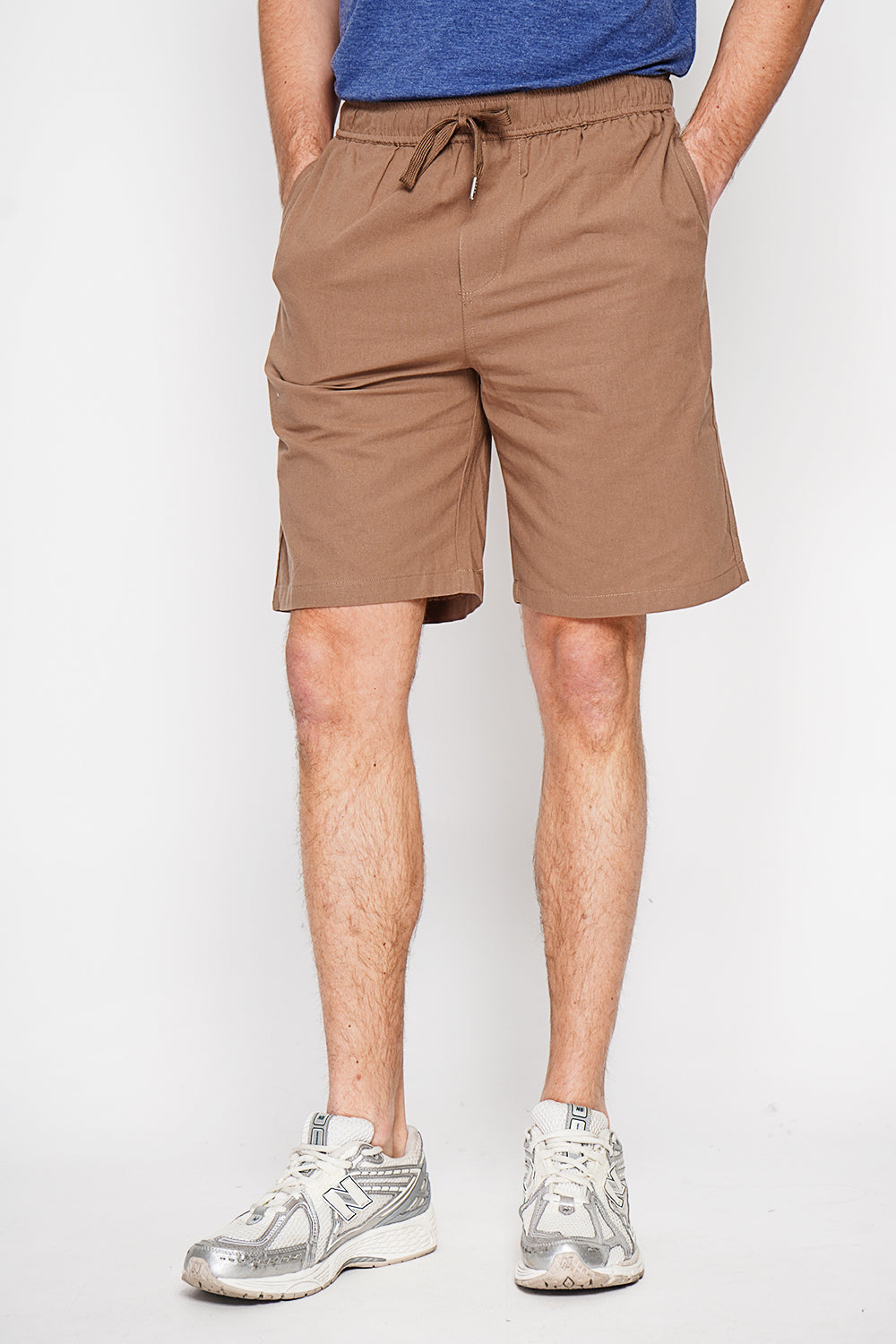 Bermuda shorts with elasticated waistband and drawstring, 2 side pockets on the front, 2 back pockets – Brown – Secret du Lin