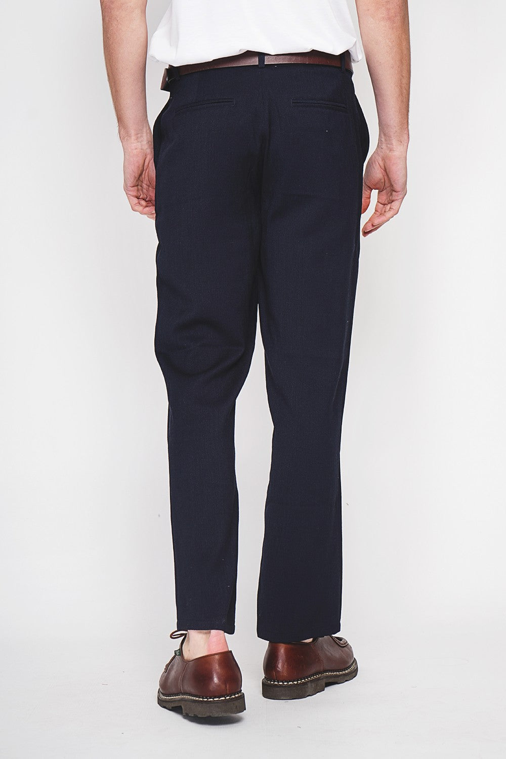 Pantalon coupe droite 2 poches latérales – Bleu marine – Secret du Lin