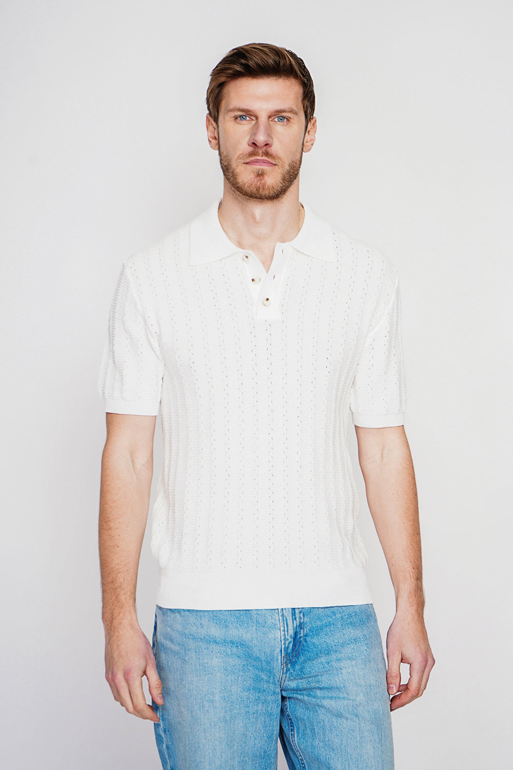 Round neck sweater with short sleeves and fancy knit – White – Secret du Lin
