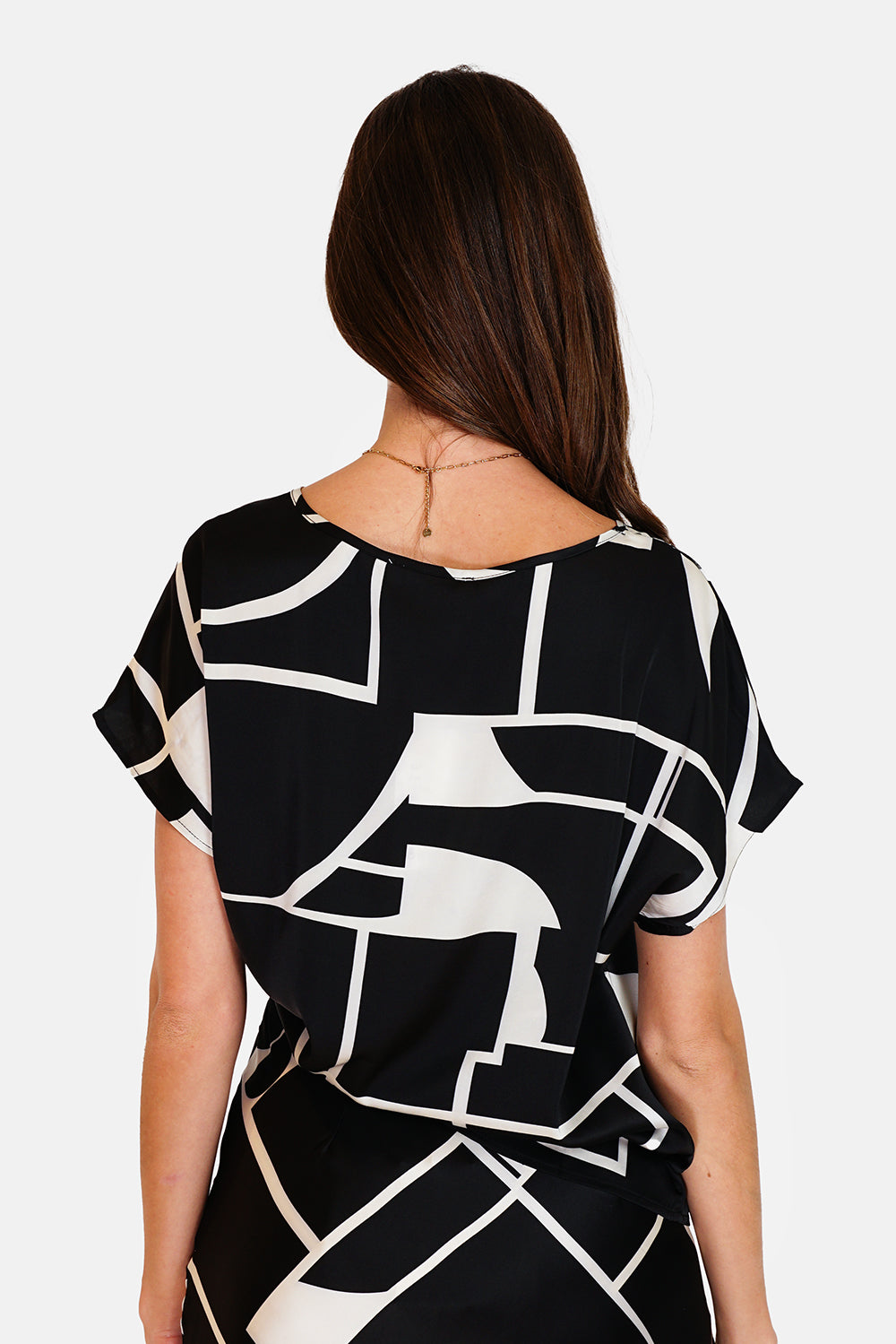 Wide printed round neck top with short sleeves