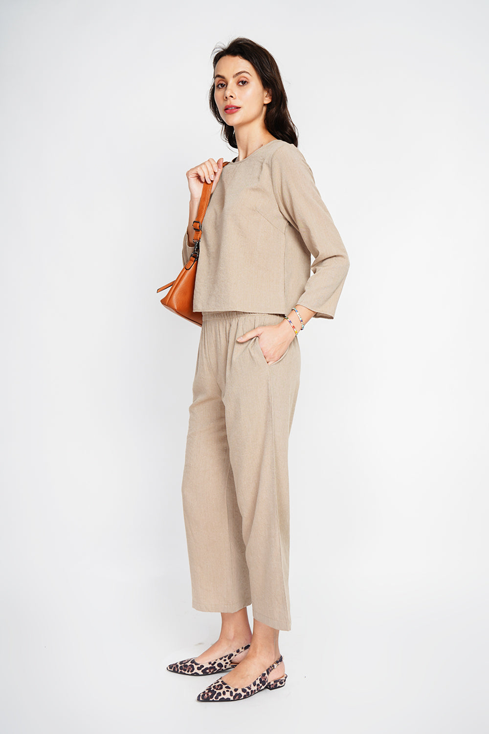 Round neck top with 3/4 sleeves and high waist wide leg pants set