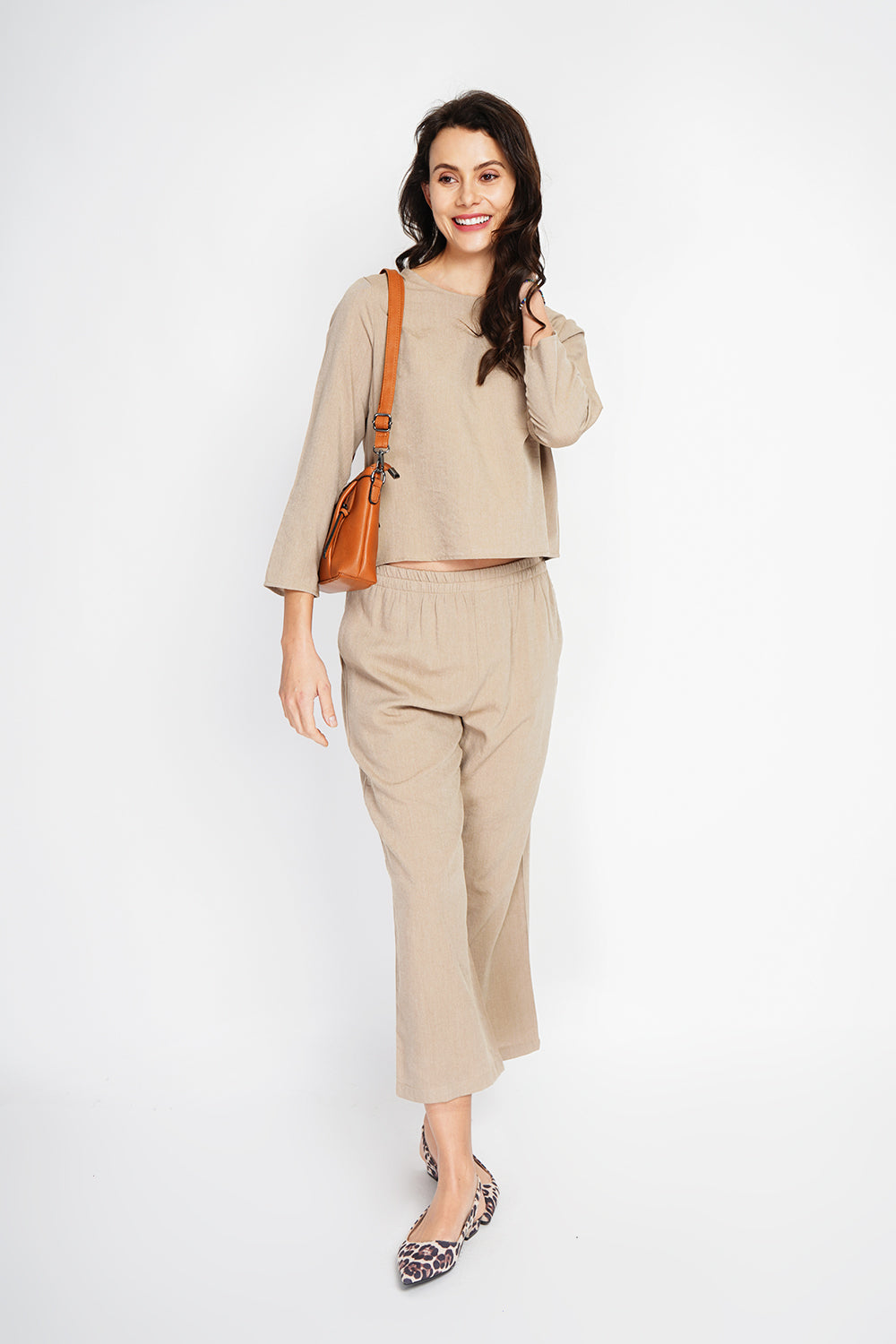 Round neck top with 3/4 sleeves and high waist wide leg pants set