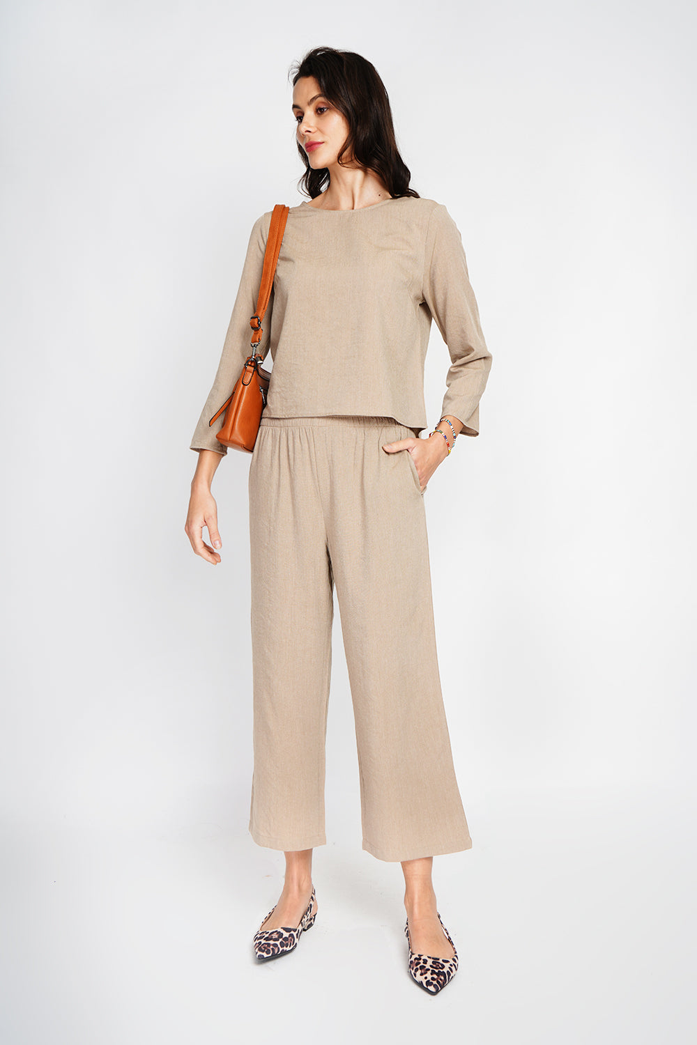 Round neck top with 3/4 sleeves and high waist wide leg pants set