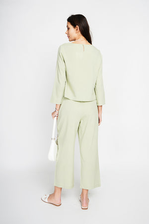Round neck top with 3/4 sleeves and high waist wide leg pants set